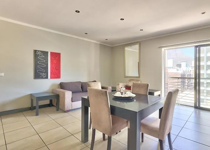 The Icon 1 Bedroom Apartment In Cape Town Foreshore