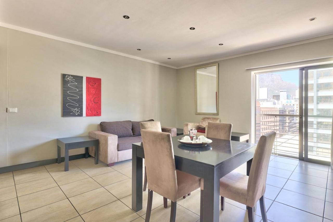 The Icon 1 Bedroom In Foreshore Apartment *